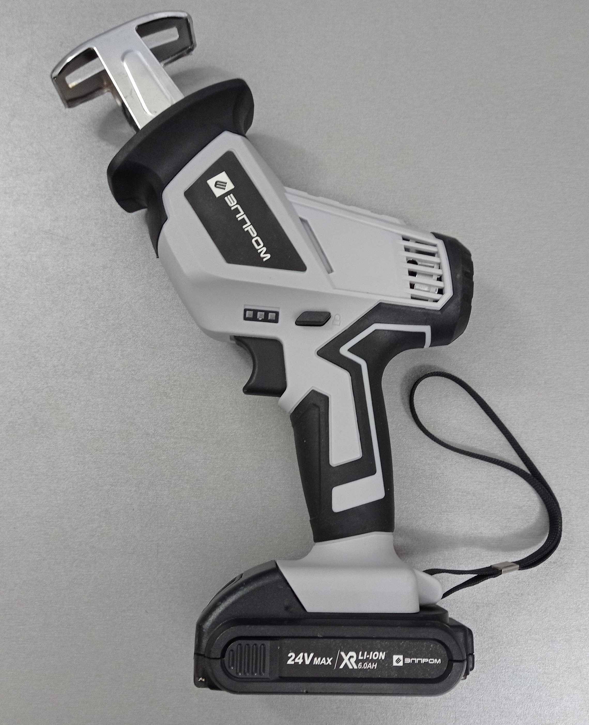 Пила акумуляторна шабельна Елпром ЕПСА-21-2Li